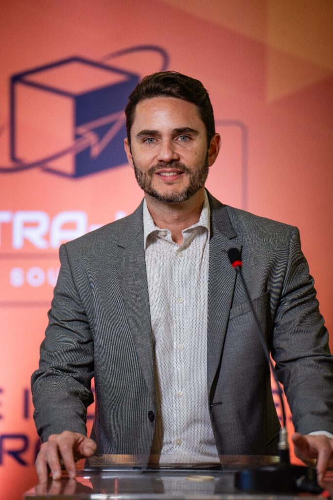 Cassiano Facchinetti, da Interlink