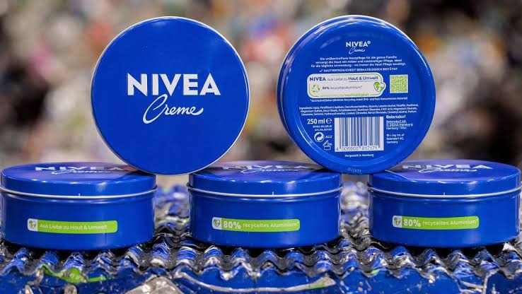 Nivea Creme avança para 95% de alumínio reciclado em sua icônica lata azul