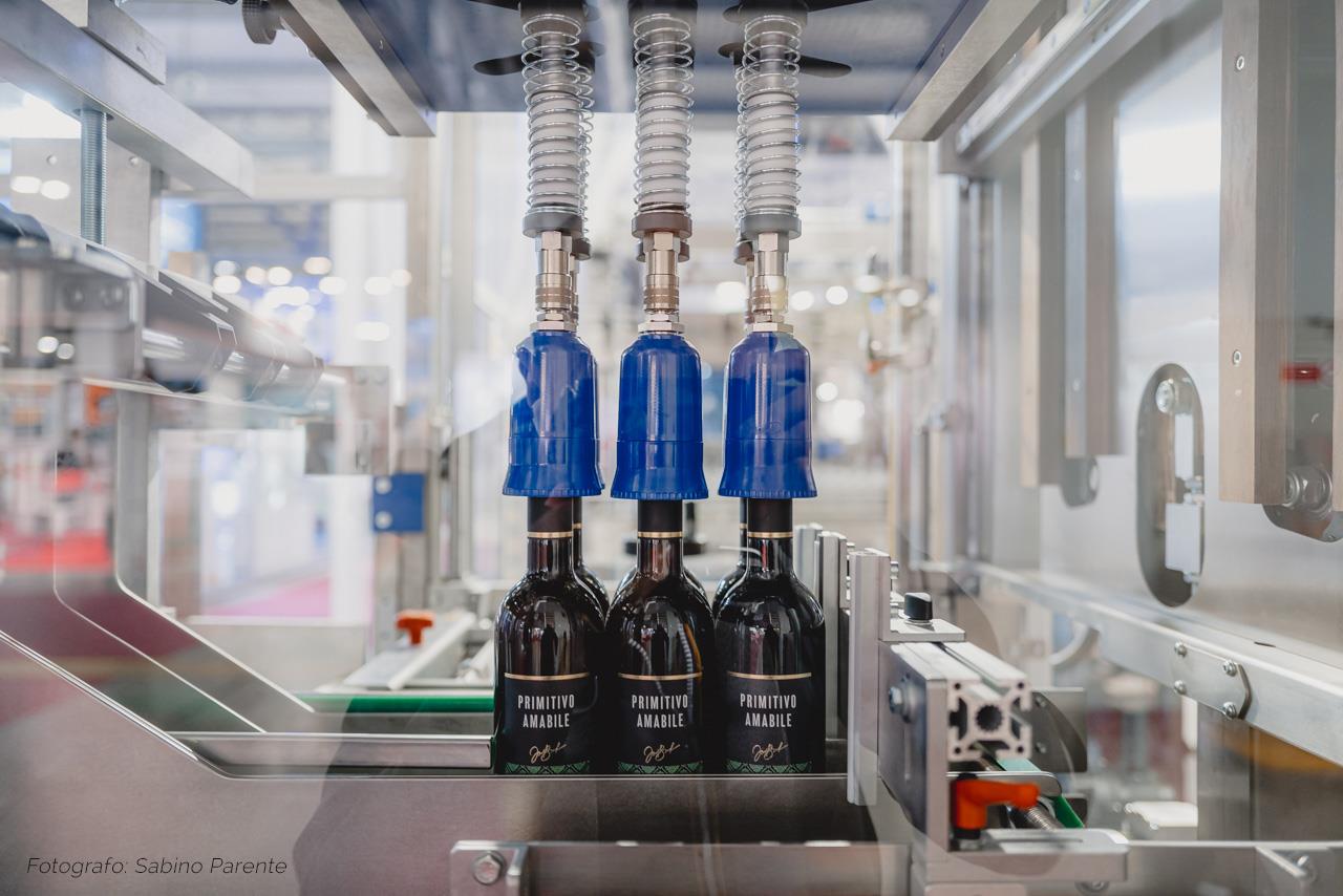 SIMEI e Bevertech reúnem gigantes do setor de vinhos em Milão com foco em automação e tecnologias de envase